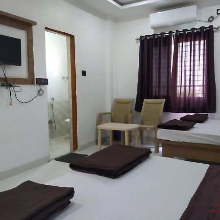 Hotel Vrundavan Pune Exterior foto