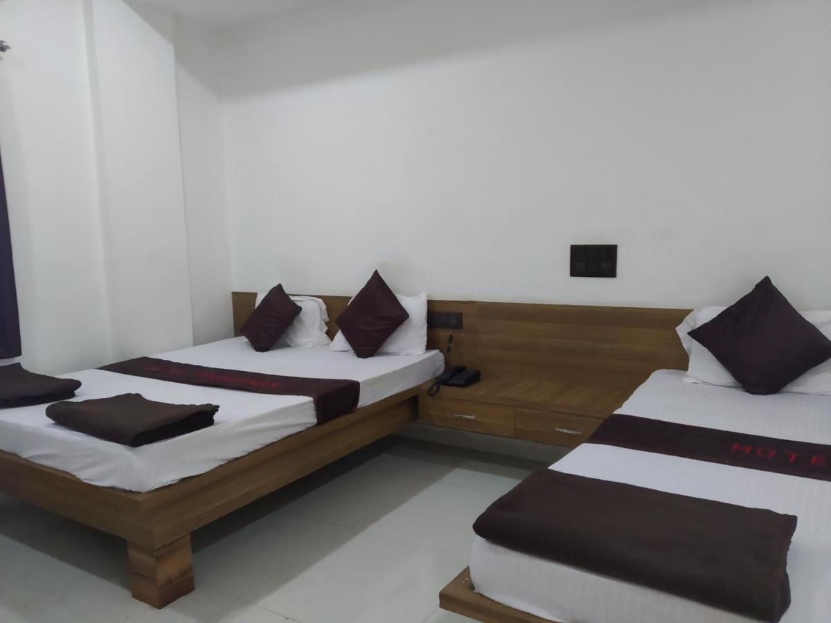 Hotel Vrundavan Pune Exterior foto